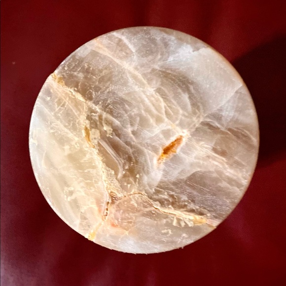 Decorative Onyx Vase 9” Hight hand caved multi-colors - Picture 7 of 10